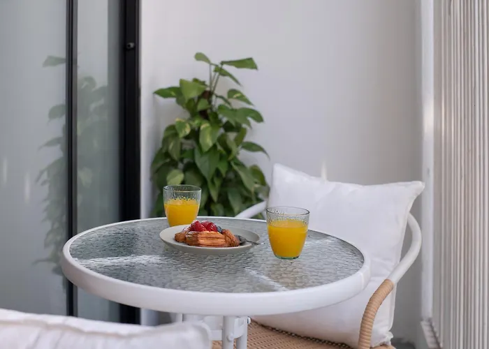 10Minbts/Kingbed/Balcony/Dryer/Fastwifi/Foodst.