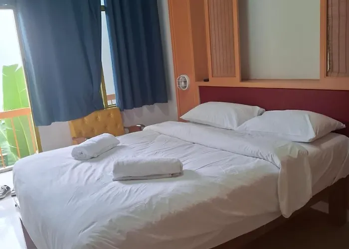 Happy 2 Pratunam Hotel
