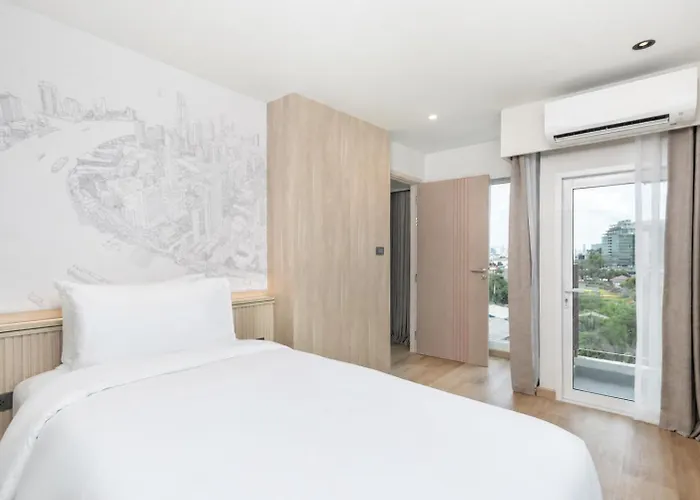 Surestay By Best Western Siriraj Bangkok