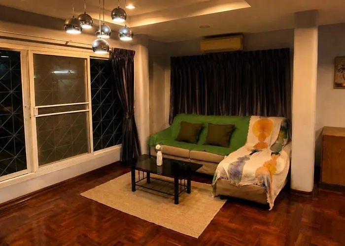 Cozyontop Chatuchak Canal House