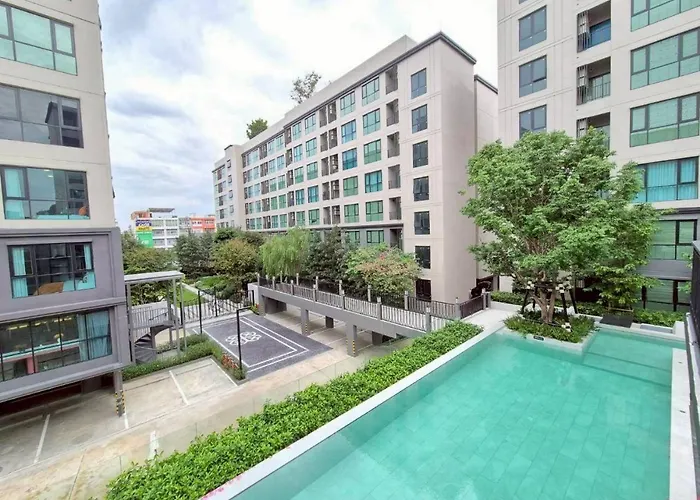 A Bright Bangkok Stay With Pool, Gym & Balcony