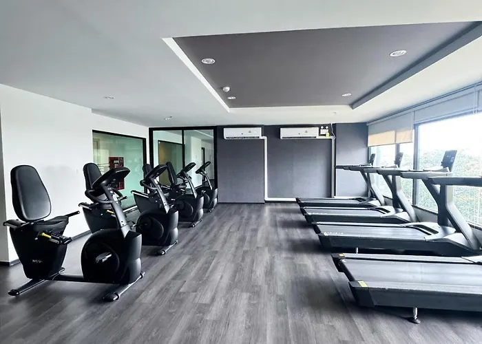 Modern 1Br Walk To Bang Na Bts