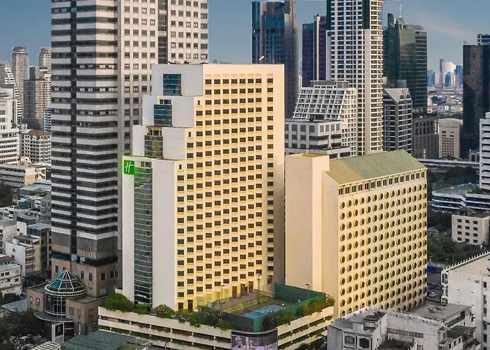 Holiday Inn Bangkok Silom