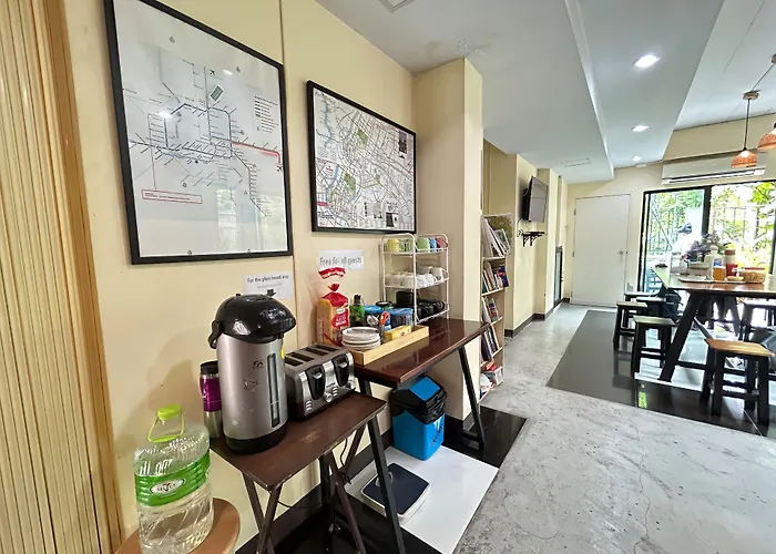 Hide Bangkok Hostel