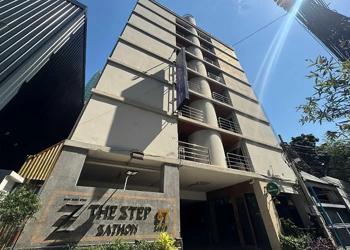 Collection O The Step Sathorn