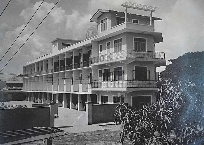 Niagara Hotel
