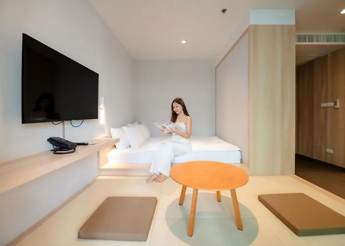 Livezen Bangkok Sukhumvit
