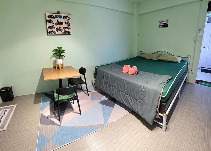 812 Quiet Ac Apartment With Balcony & Free Wifi