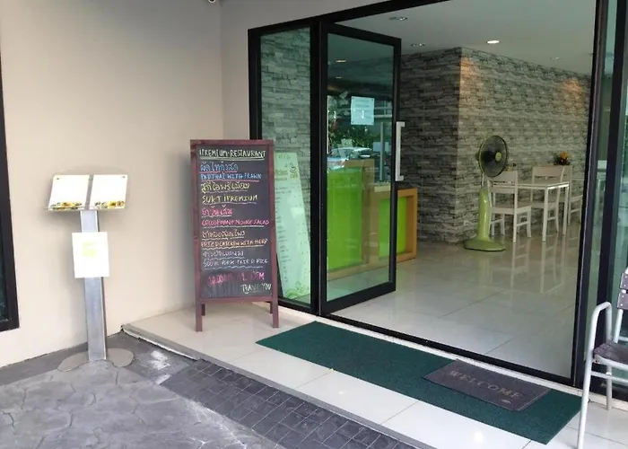 Ipremium Sukhumvit 81 Hotel
