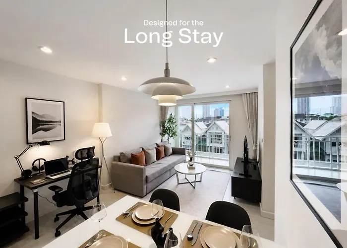 Modern Stay Near Iconsiam L Steps To Bts Krung Thon Buri L Ultra Fast Wifi