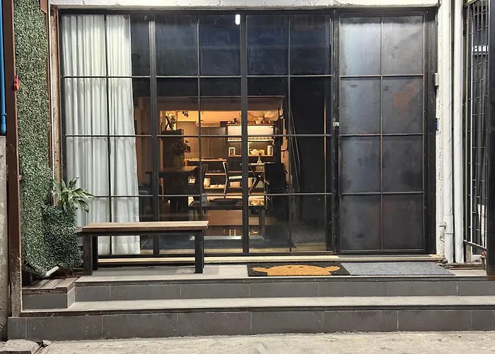 Sleepben New Entire Home In Sukhumvit