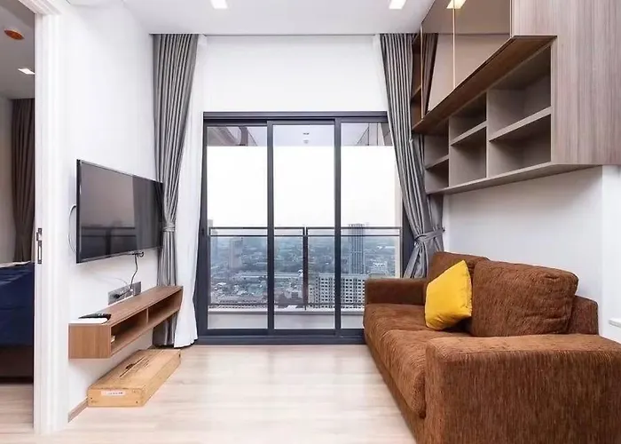 Phahon Pradipat Vip