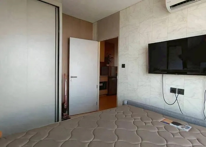Lumpini Suite Phetchaburi - Makkasan