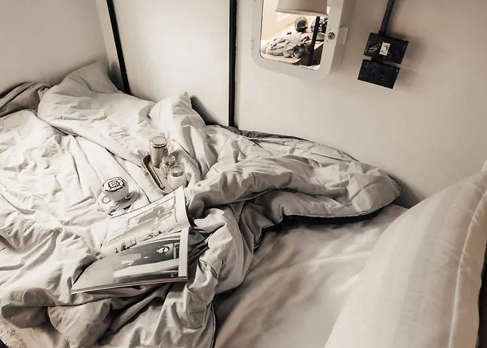 Goodhood Bangkok Hostel