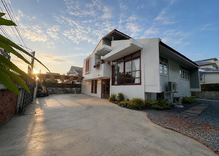 5Brs Spanish Hacienda Big Kitchen 10 Mins From Mrt Huaykwang
