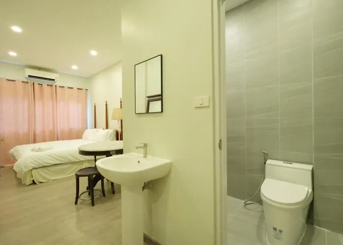Y Room Yaowarat