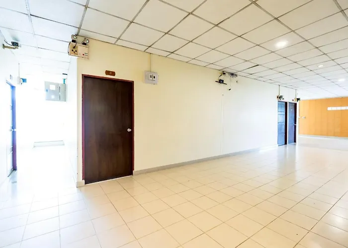 F Room Suvarnabhumi