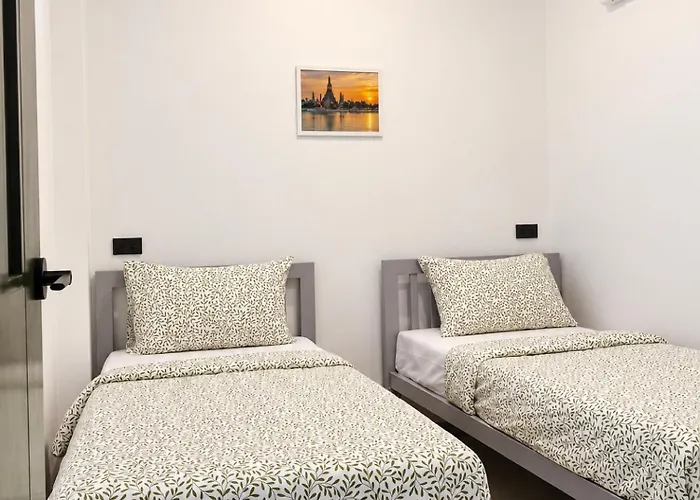 Hello 15 Stay Hostel