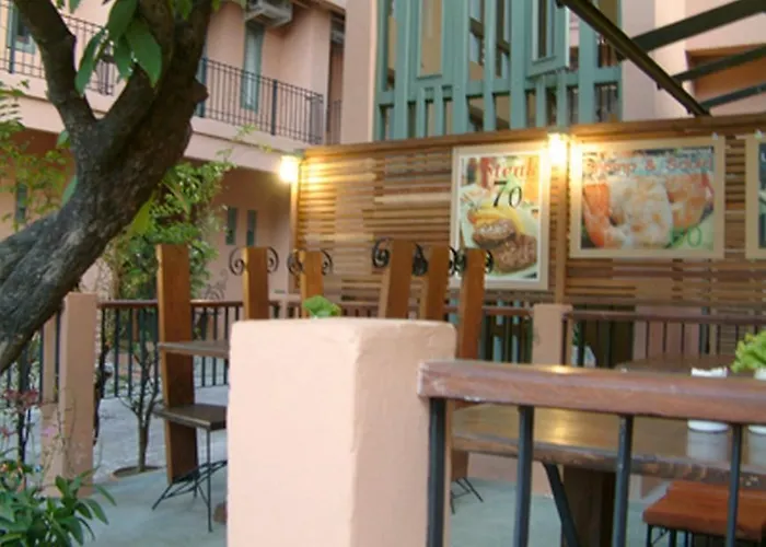 Tuscany Avenue Service Apartment