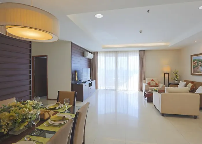 Piyathip Place Serviced Apartment