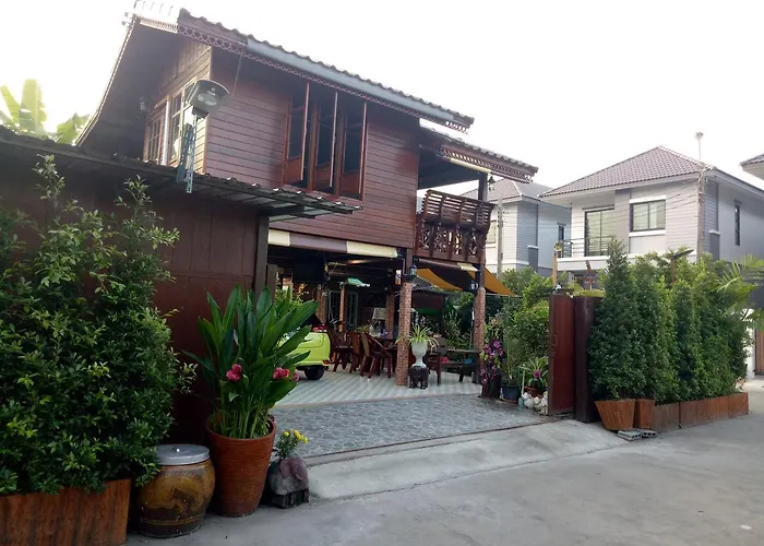 Ruenthip Homestay