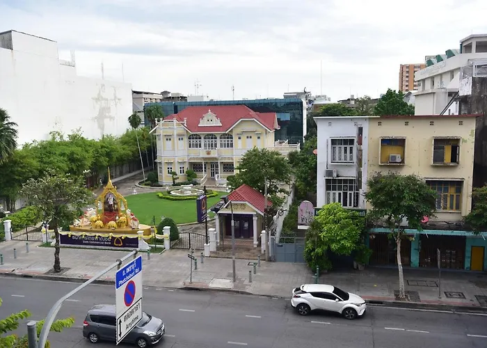 Forrest Bangkok Hotel