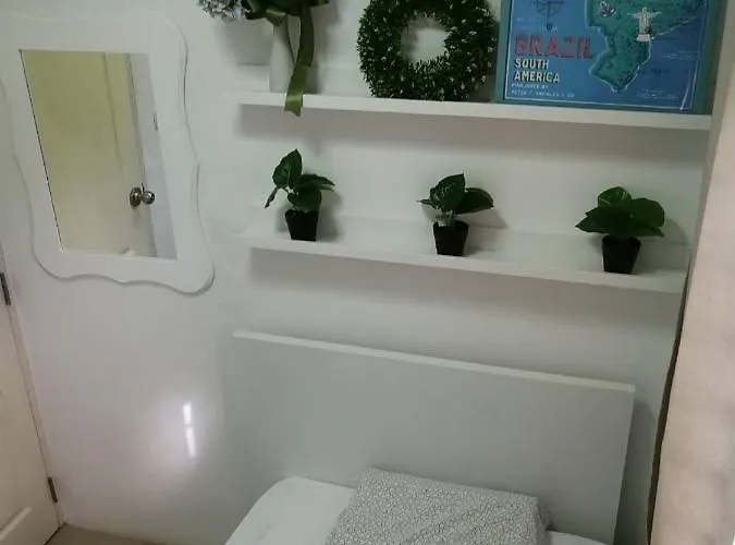 Feel Home Guest House
