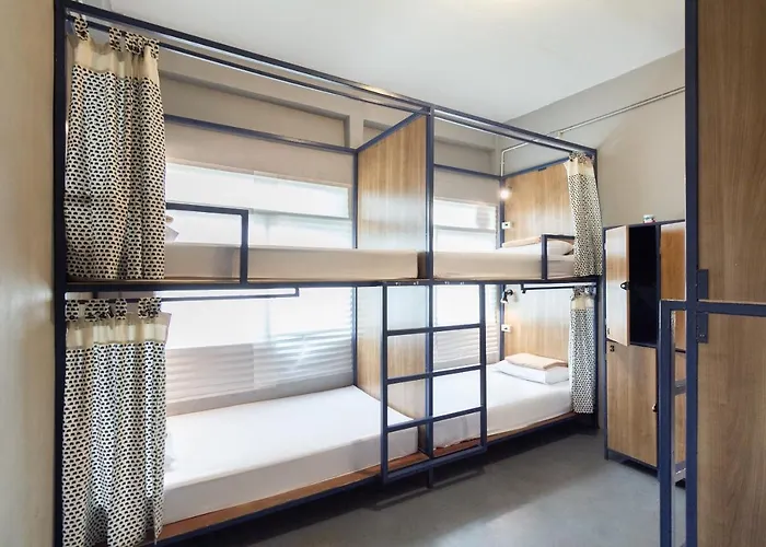 Arawana Hostel Silom